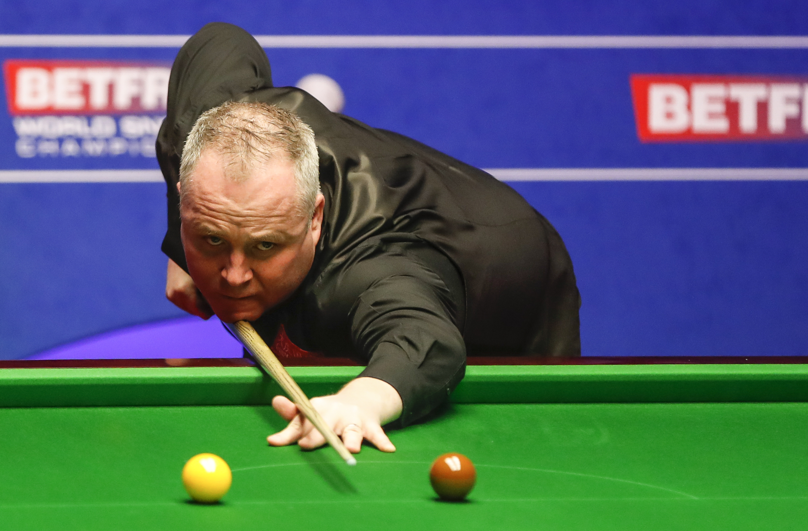 在斯诺克比 在斯诺克比