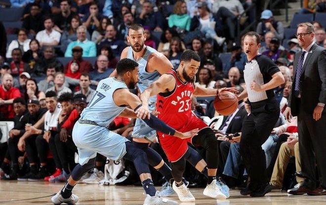 场控制著称 场控制著称