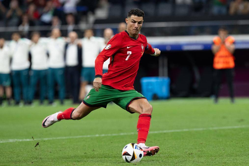 世界杯等大 世界杯等大