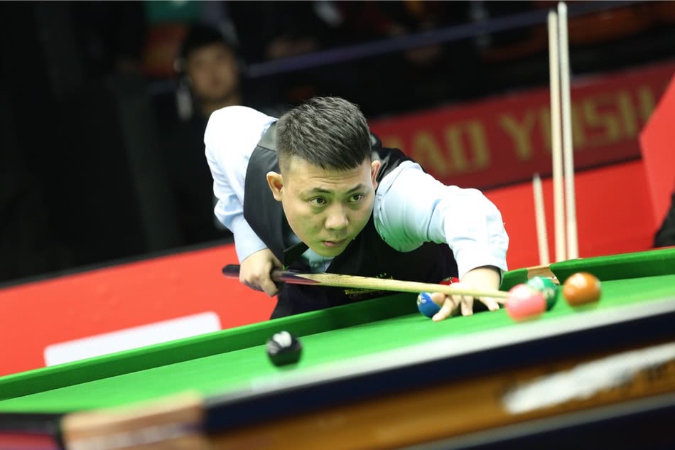 体育场外 体育场外