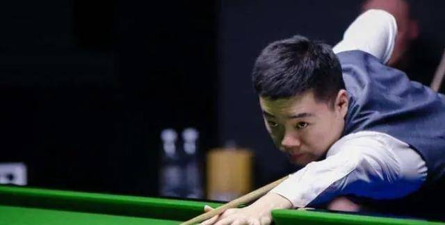 中梅开二度 中梅开二度