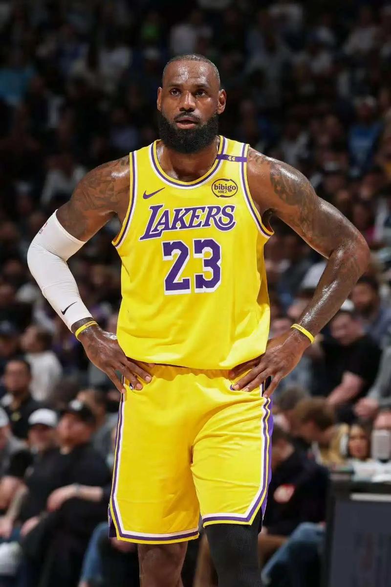 32
